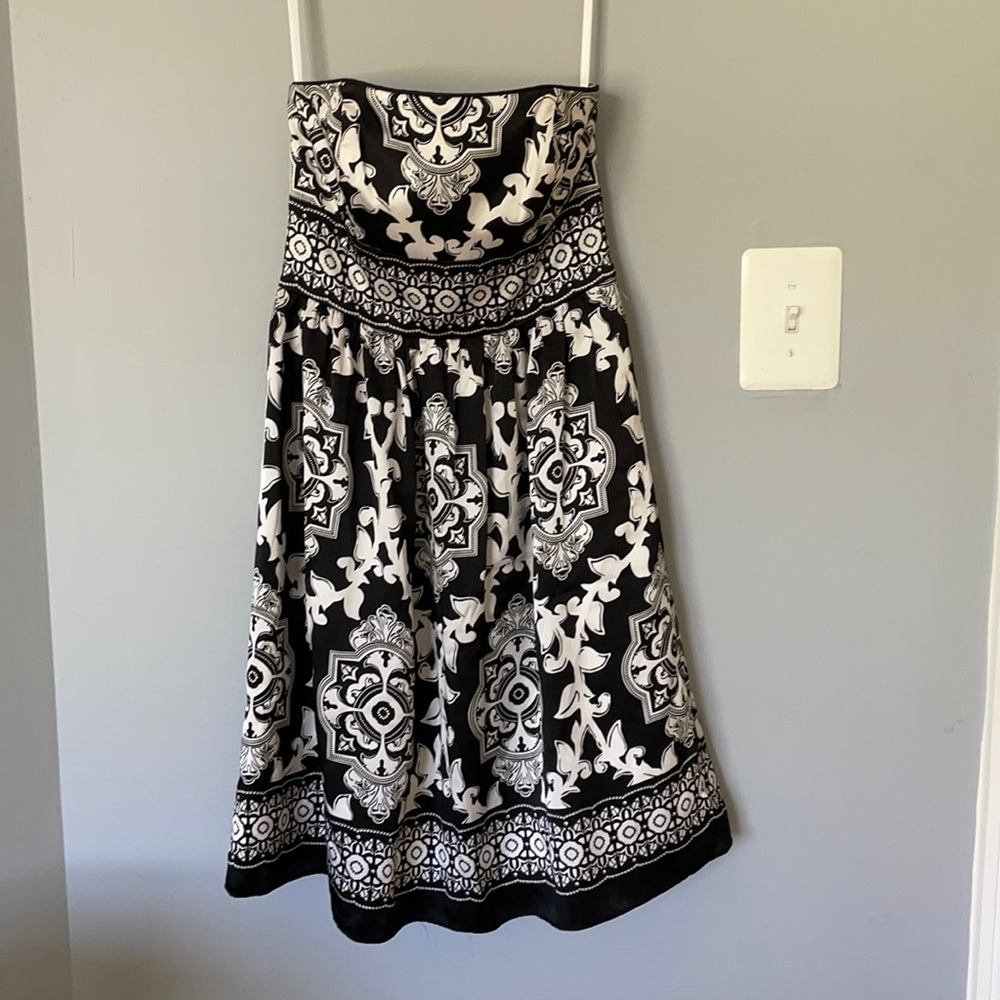 White House Black Market strapless dress
